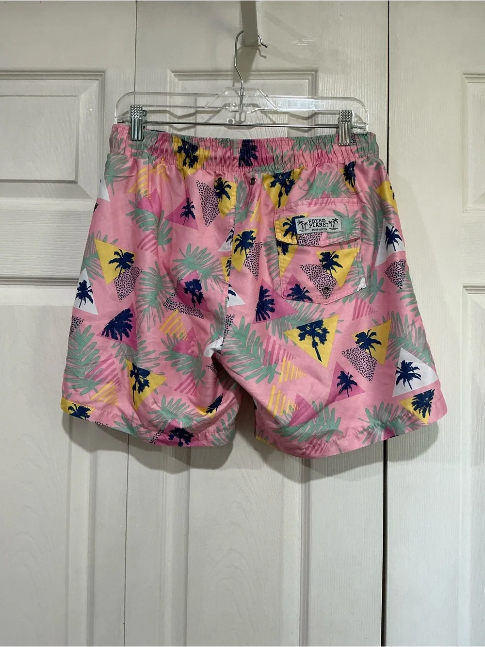 💙 Free Planet Men’s Pink Swim Suit Trunks Palm Trees - Large (01260)